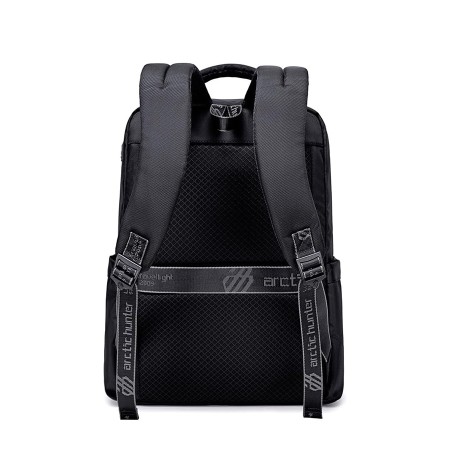حقيبة الظهر ARCTIC HUNTER B00478, مصممة للاستخدام اليومي والعمل والسفر, مخصصة لحمل لابتوب حتى 15.6 بوصة,  جيوب متعددة, سحاب للإغلاق - أسود