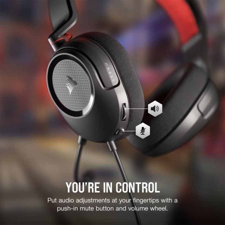 سماعة ألعاب سلكية احترافية Corsair HS35 V2، مزودة بمشغلات صوت Neodymium بحجم 50 مم، وميكروفون مرن أحادي الاتجاه، مع أزرار تحكم مدمجة على السماعة – اسود سماعة ألعاب سلكية احترافية Corsair HS35 V2، مزودة بمشغلات صوت Neodymium بحجم 50 مم، وميكروفون مرن أحادي الاتجاه، مع أزرار تحكم مدمجة على السماعة – اسود