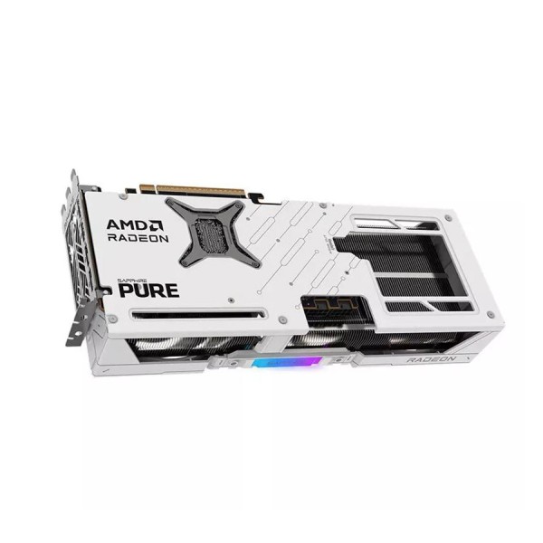 كرت شاشة SAPPHIRE PURE Radeon RX 9070 , ذاكرة 16GB GDDR6, اصدار مكسور السرعة OC, نظام تبريد ثلاثي المراوح, معمارية RDNA 4, واجهة PCIe 5.0 – أبيض