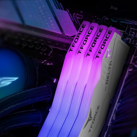 TEAMGROUP T-FORCE DELTA RGB 32GB (2x16GB) DDR5 6000MHz - CL38 White