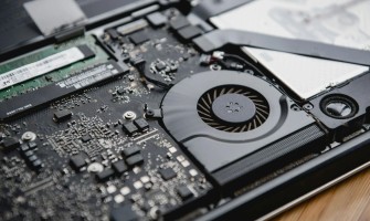 ارتفاع صوت مروحة اللاب توب: الأسباب وطريقة الحل السريعة