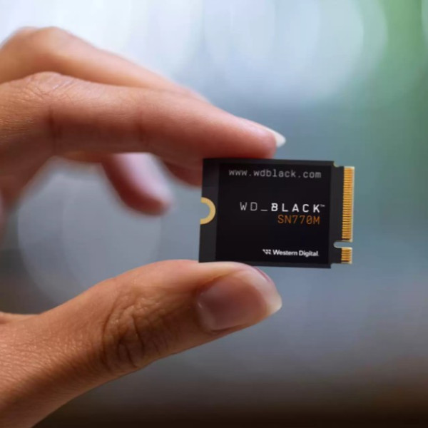 وسيط تخزين داخلي WD_BLACK SN770M مقاس M.2 2230 يدعم منفذ PCIe Gen4 سرعة قراءة تصل إلى 5150 ميجابايت/ثانية - 1 تيرابايت