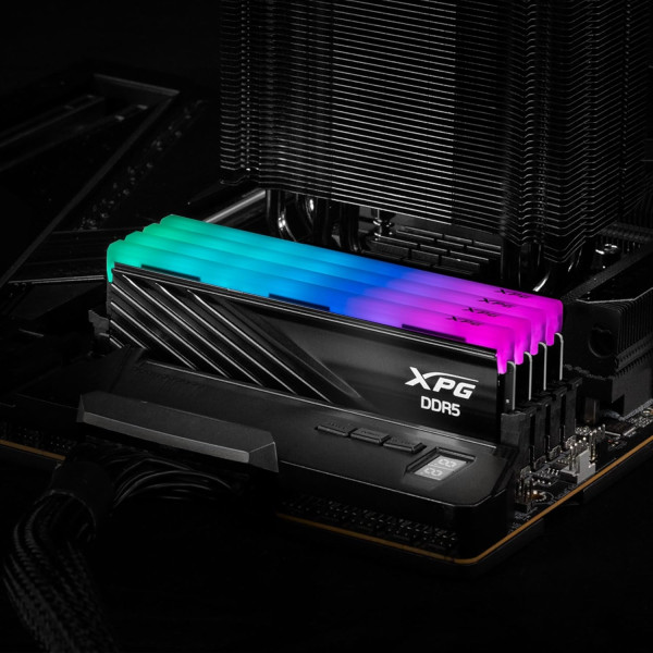 ذاكرة رام XPG LANCER BLADE DDR5 بسعة 16 جيجابايت (2×8 ) بتردد 5600MHz – باللون الأسود