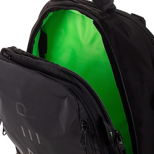 RAZER ROGUE 17.3 BACKPACK v2 RAZER ROGUE 17.3 BACKPACK v2