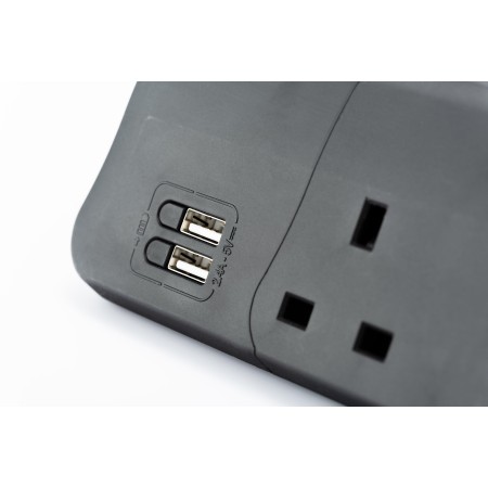 توصيلة كهرباء من Legrand تحتوي على 4 منافذ كهرباء، وكابل بطول 3 أمتار، مع مزود حماية للأطفال، و2 منفذ USB لشحن الهواتف الذكية - اسود توصيلة كهرباء من Legrand تحتوي على 4 منافذ كهرباء، وكابل بطول 3 أمتار، مع مزود حماية للأطفال، و2 منفذ USB لشحن الهواتف الذكية - اسود